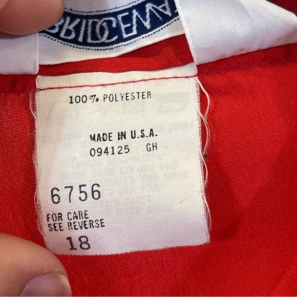 Bridgewater, Vintage Made in the USA Button Down Blouse with Ruffle. Size 18. - Picture 4 of 7